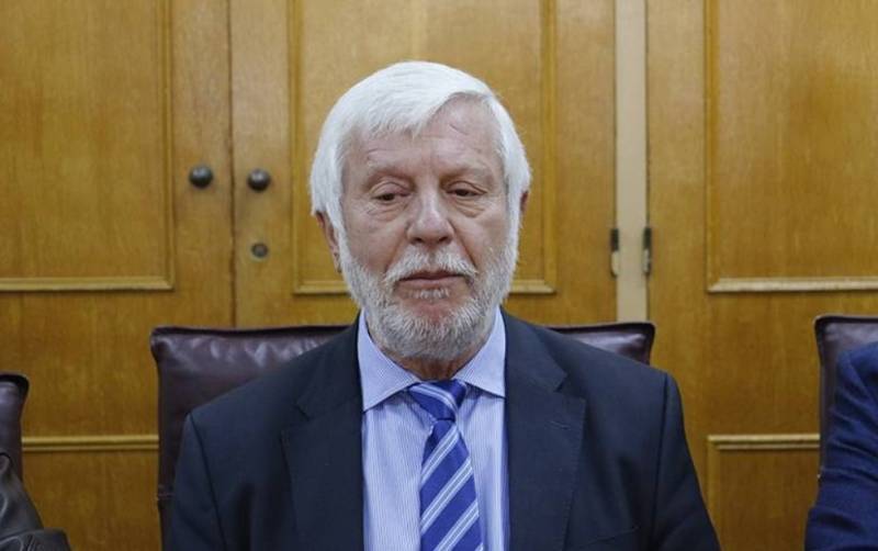 Τατούλης για αναβολή συνεδρίασης Περιφερειακού Συμβουλίου
