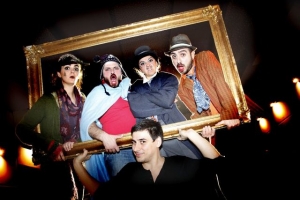 Κόμματα και ψηφοφόροι στο θέατρο του παραλόγου