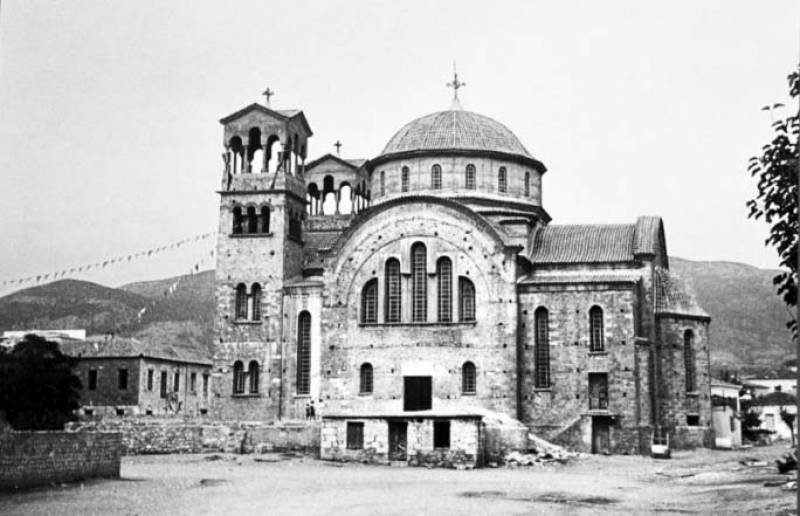 Η εκκλησία των Ταξιαρχών