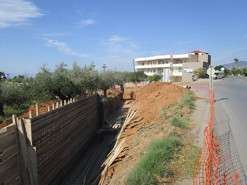 Καλαμάτα: Προχωρούν οι εργασίες του κυκλικού κόμβου στο “Φωτεινή”