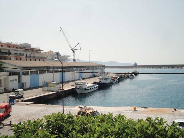 Εντός Σεπτεμβρίου απόφαση για υδατοδρόμιο στο λιμάνι