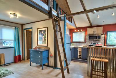 Η έλλειψη κλινών και οι ξενοδόχοι. Η Μεσσηνία στην εποχή του Airbnb