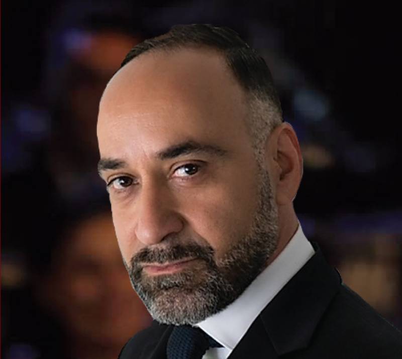 Ο τενόρος Γιάννης Χριστόπουλος στην "Ε": «Η όπερα δίνει την απόλυτη έκφραση στον σκηνίτη»