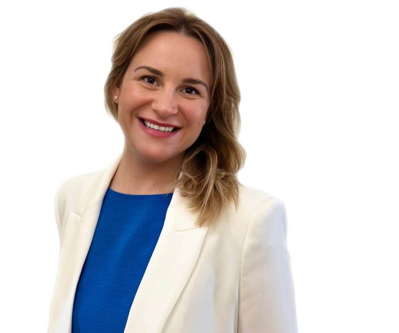 4 ερωταπαντήσεις με την Αφροδίτη Παναγουλέα: "Γιατί είμαι υποψήφια με τον Δημήτρη Πτωχό"