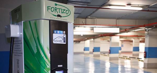 Καλαμάτα: Σταθμός φόρτισης ηλεκτρικών οχημάτων στο &quot;Pharae Palace&quot;