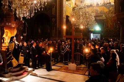 Η Ακολουθία των Αχράντων Παθών στο Μητροπολιτικό Ναό της Καλαμάτας