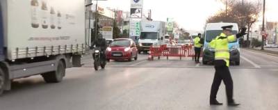 Μόνο από δύο λωρίδες η κυκλοφορία στη Λεωφόρο Αθηνών – Έσπασε αγωγός της ΕΥΔΑΠ (βίντεο)