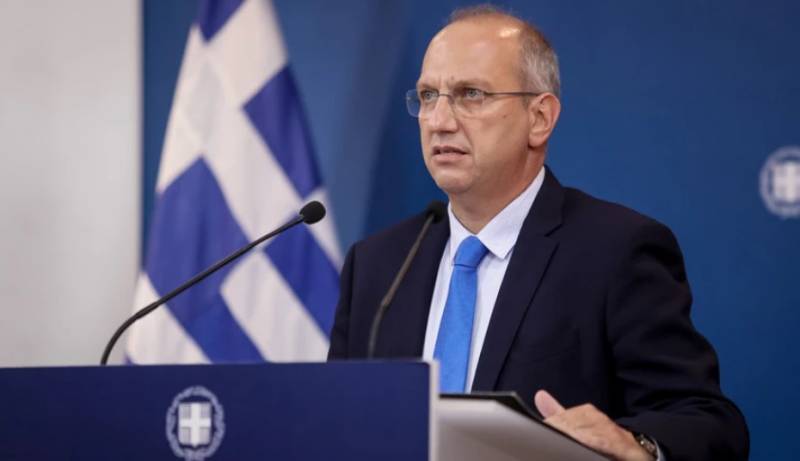 Οικονόμου για Πολυτεχνείο: Όλοι οι Έλληνες μαζί και ενωμένοι μετατρέπουμε την ιστορική μνήμη σε δημιουργικό παρόν