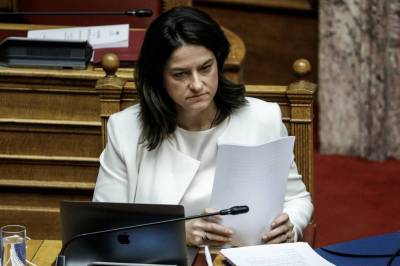 Κεραμέως: Παράνομη η απεργία των εκπαιδευτικών – Κανονικά οι εξετάσεις για την «ελληνική PISA»