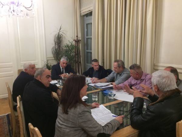 Συνεργασία Περιφέρειας Πελοποννήσου και ΦΟΔΣΑ για τα απορρίμματα