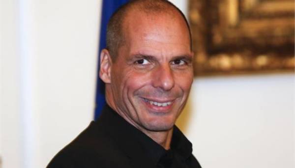 Βαρουφάκης στη La Repubblica: Συζητάμε ήδη με το ΔΝΤ για την ανταλλαγή ομολόγων