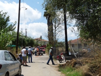 Πυρκαγιά στο Μοσχοχώρι από τα καλώδια της ΔΕΗ