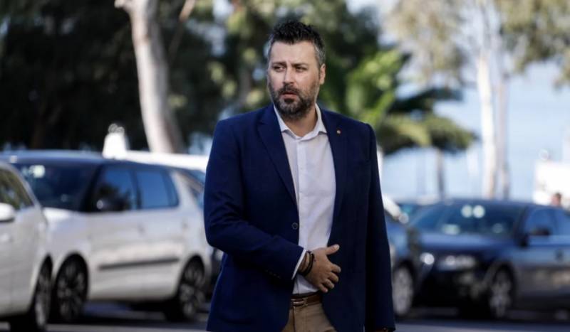 Καλλιάνος: Τα 300.000 ευρώ της επικήρυξης να δοθούν σε ιδρύματα ορφανών παιδιών και στην οικογένεια της Καρολάιν