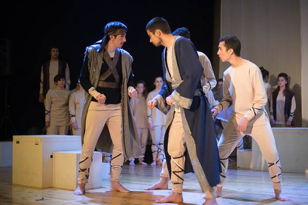 «Το σκλαβί» στο ΔΗΠΕΘΕΚ από την Πειραματική Σκηνή Καλαμάτας