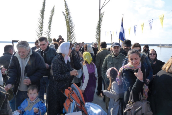 Γιορτή των Θεοφανίων με το παλιό ημερολόγιο