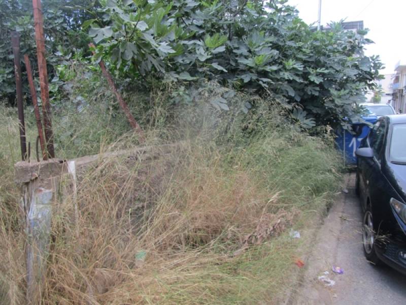 Εκλεισε το πεζοδρόμιο