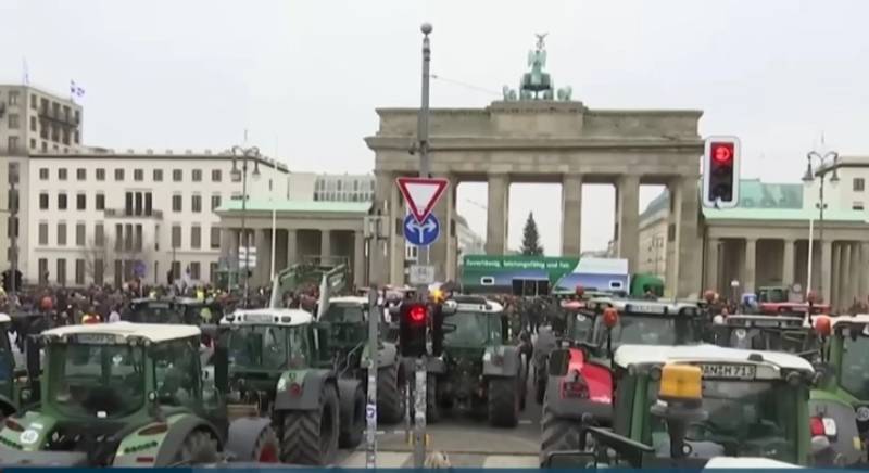 Γερμανία: Οι μηχανοδηγοί αναστέλλουν την απεργία τους μόνο για την εταιρεία Transdev