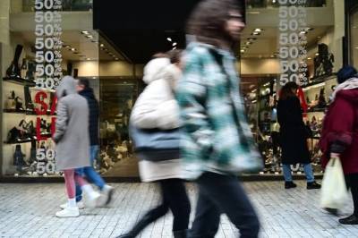 Χειμερινές εκπτώσεις 2026: Πότε ξεκινούν και πόσο θα διαρκέσουν (Βίντεο)