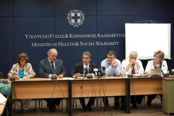 Οδηγίες Λοβέρδου - ΚΕΕΛΠΝΟ σε Τατούλη - δημάρχους: Προσοχή στα κουνούπια για μετάδοση ασθενειών