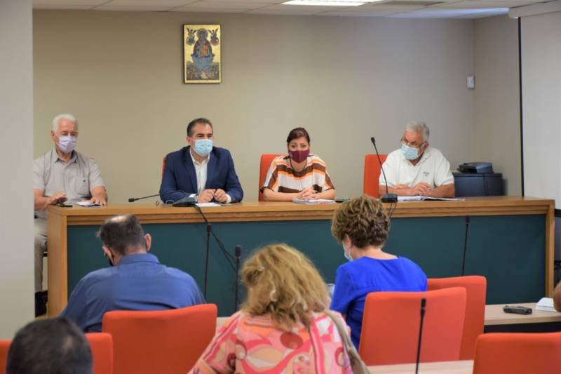 Σύσκεψη στον Δήμο Καλαμάτας για ομαλή έναρξη των σχολείων