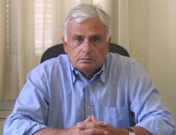 Μανιάτης: &quot;Ναι στη συμφωνία, όχι στο δημοψήφισμα&quot;