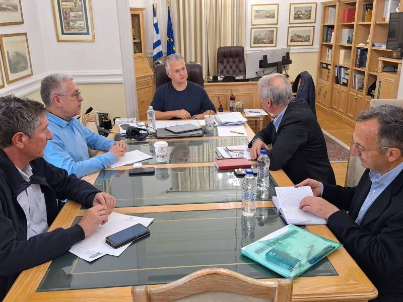 Συνάντηση Πτωχού με Μιχόπουλο