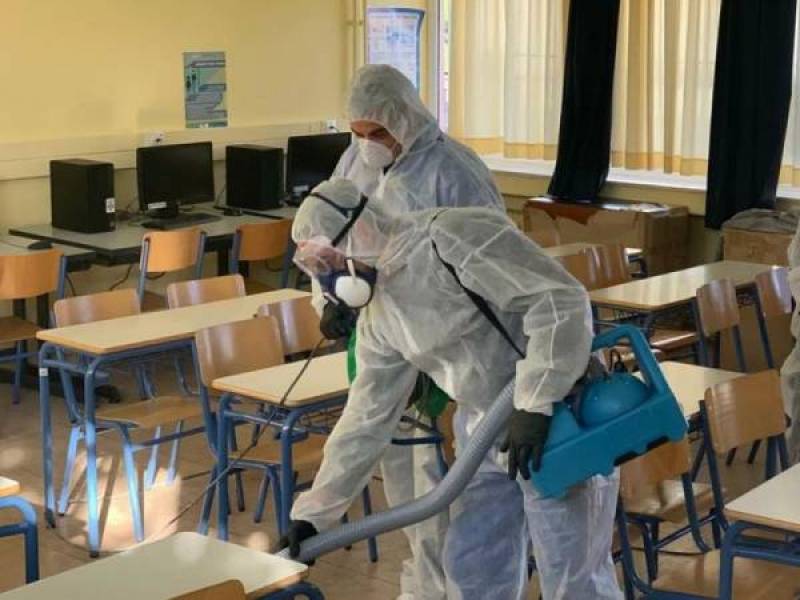 Καθαρισμός και απολυμάνσεις σχολικών κτηρίων από τον Δήμο Καλαμάτας