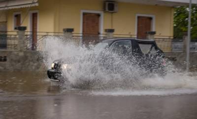 Τρεις νεκροί και έξι αγνοούμενοι στην Ιταλία εξαιτίας του κύματος κακοκαιρίας που πλήττει τη χώρα