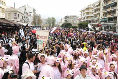 Ικανοποίηση Ηλιόπουλου για τα καρναβάλια