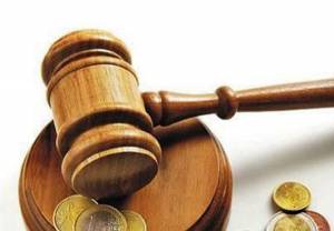 Ρύθμιση χρέους άνεργου ταξιτζή από το Ειρηνοδικείο Καλαμάτας