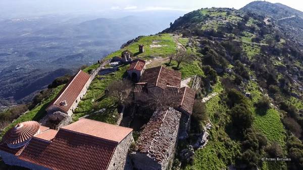 Αφιέρωμα στην Παλαιά Μονή Κοιμήσεως της Θεοτόκου Βουλκάνου (βίντεο)