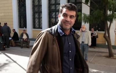 Ο Κώστας Βαξεβάνης παρουσιάστηκε αυτοβούλως στο Α.Τ. Καλλιθέας και συνελήφθη