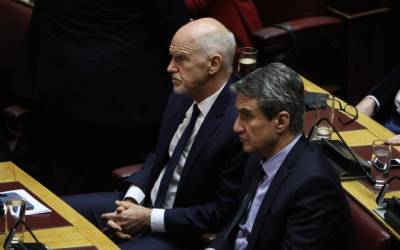 ΚΙΝΑΛ: Σε τεντωμένο σχοινί έως τις κάλπες