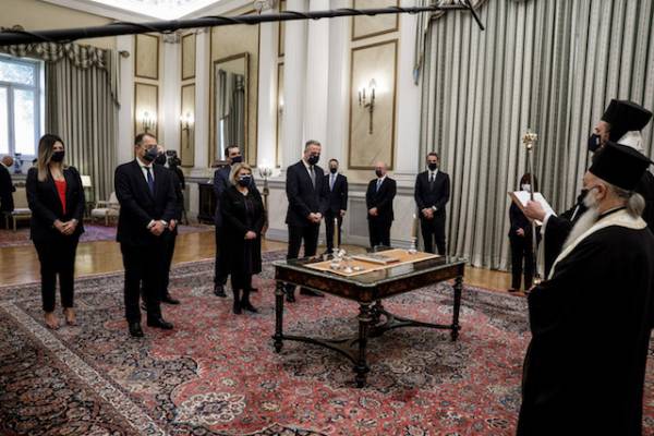 Ραντεβού στην κάλπη και... όποιος αντέξει