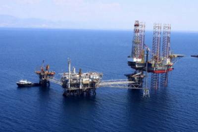 Συμβάσεις ερευνών για υδρογονάνθρακες σε Κυπαρισσιακό και Ιόνιο