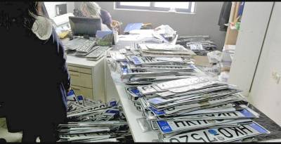 Μεσσηνία: Μετά τις μηχανές πρόβλημα τώρα και με τα αυτοκίνητα: Η έλλειψη πινακίδων “πάγωσε” την αγορά