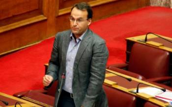 Το ΚΚΕ καταδικάζει τον εκβιασμό Κυβέρνησης και δανειστών