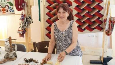 Υφάντριες, υφαντά και βυζαντινές εκκλησίες από το Γεράκι Λακωνίας στο επίκεντρο του πιλοτικού προγράμματος «Γέφυρα»