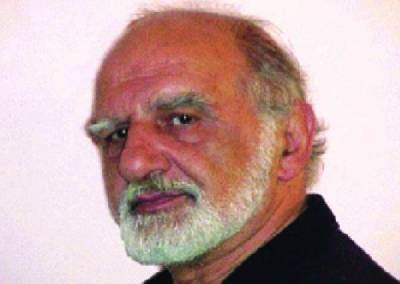 «Γνωστοί» με… πέπλο προστασίας