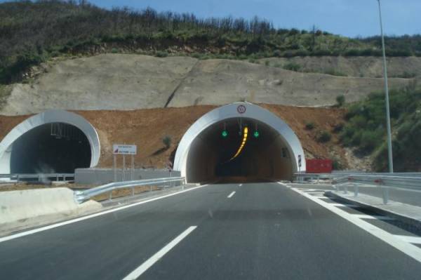 Κλείνει και ο κλάδος προς Καλαμάτα στη σήραγγα Ραψομμάτη