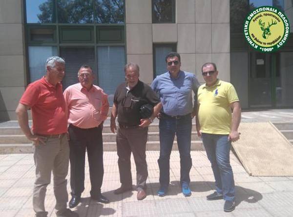 Κυνηγοί στο υπουργείο για το κυνήγι στον Κυπαρισσιακό