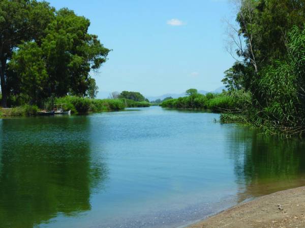 Επί Τάπητος: Δύο ποτάμια, δύο "σημάδια", δύο δήμοι...
