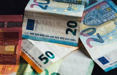 Σε ισχύ από σήμερα το πακέτο ενισχύσεων ύψους περίπου 600 εκατ. ευρώ για 2,4 εκατ. πολίτες