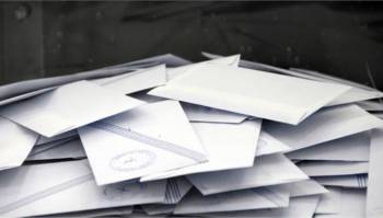 Προβάδισμα του ΣΥΡΙΖΑ με 15,2% καταγράφει νέα δημοσκόπηση