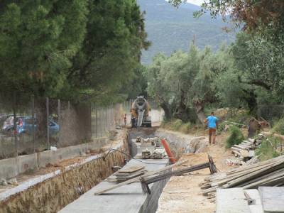 Συνεχίζεται το αντιπλημμυρικό στο ύψος του Νοσοκομείου Καλαμάτας