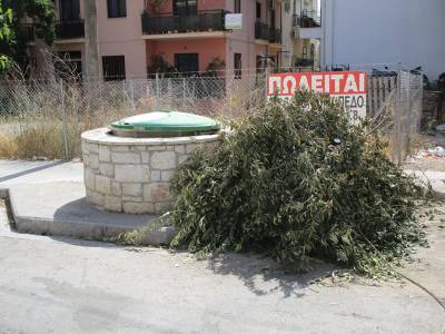 Τρίτη μέρα αμάζευτα