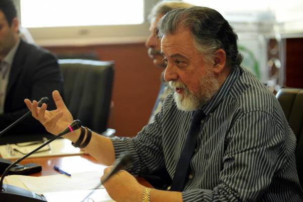 Επαφές Πανούση με τον επιχειρηματικό κόσμο της Κορινθίας για το μέλλον του Κέντρου Υποδοχής Μεταναστών