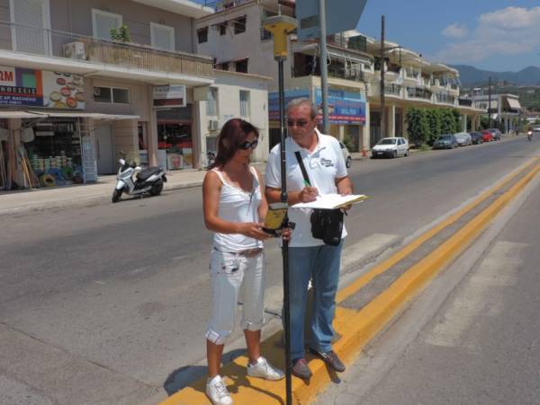 Νησίδα και κόμβοι στην οδό Αρτέμιδος