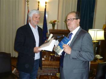 Εύλογες κινήσεις από τις παλιές καραβάνες