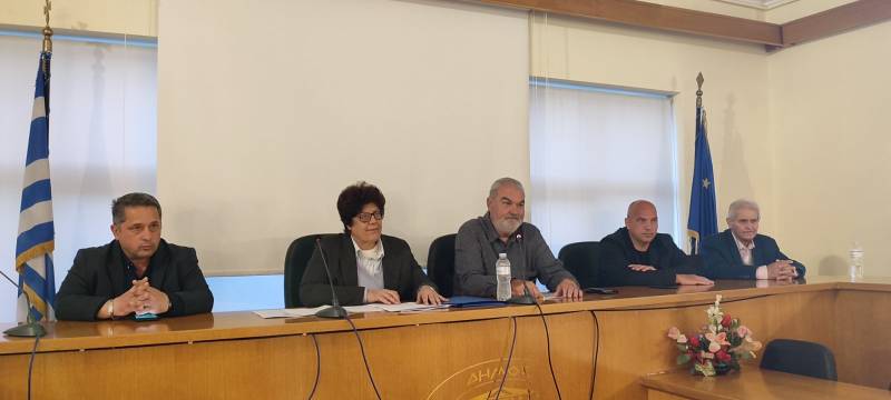 "Αφαιρείται από το Τεχνικό Πρόγραμμα η πλατεία Γαργαλιάνων" ενημέρωσε ο Λεβεντάκης